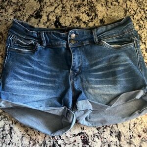 **4 for $20!** Stylish Blue Denim Shorts